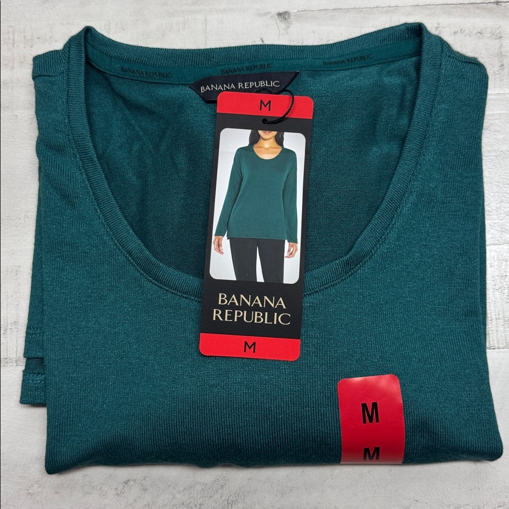 Banana Republic Women's Crew neck Top NWT